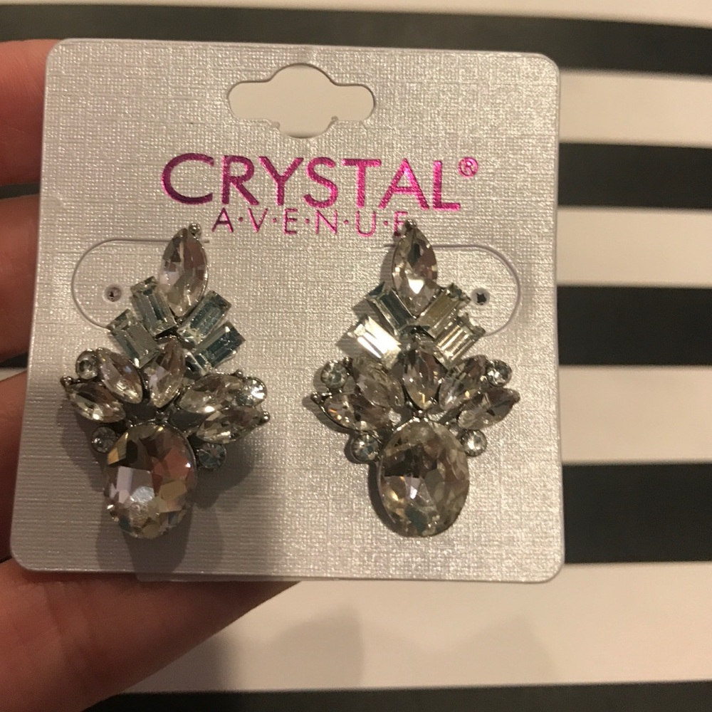 Formal earrings