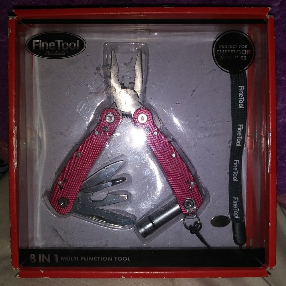 Fine Tool 8 in 1 Multifunction Tool in Red
