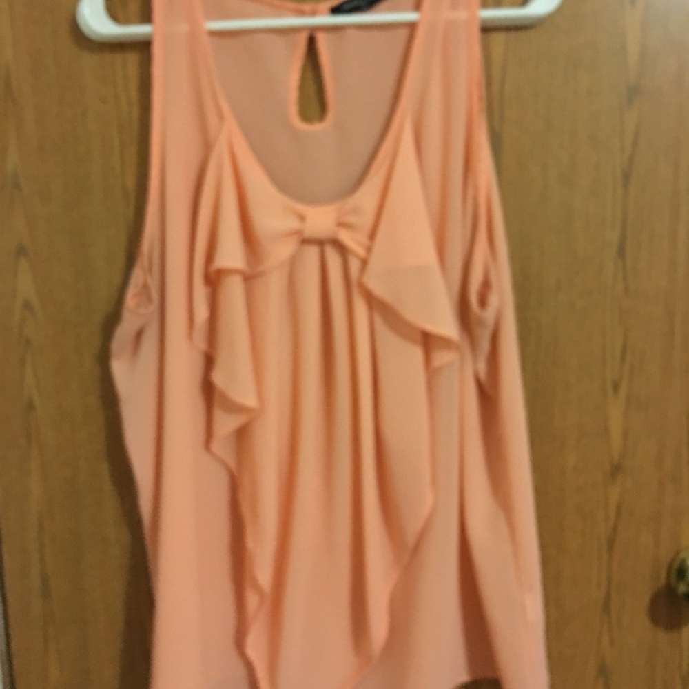 Fashion to figure bow top