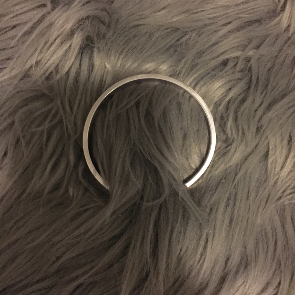 New Silver Bangle - Picture 3 of 3