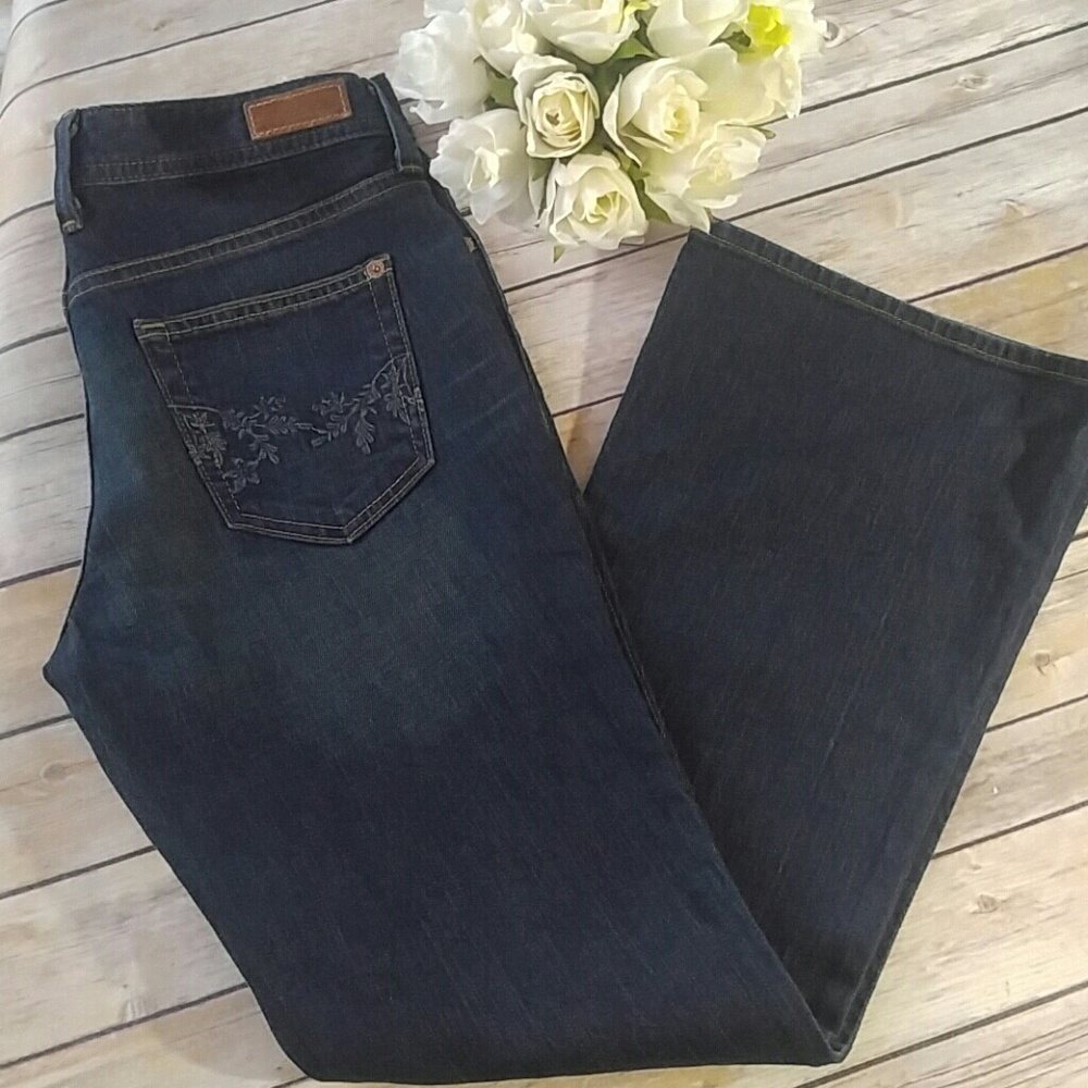 ⭐ 4/$20 Eddie Bauer classic bootcut jeans - Picture 2 of 8