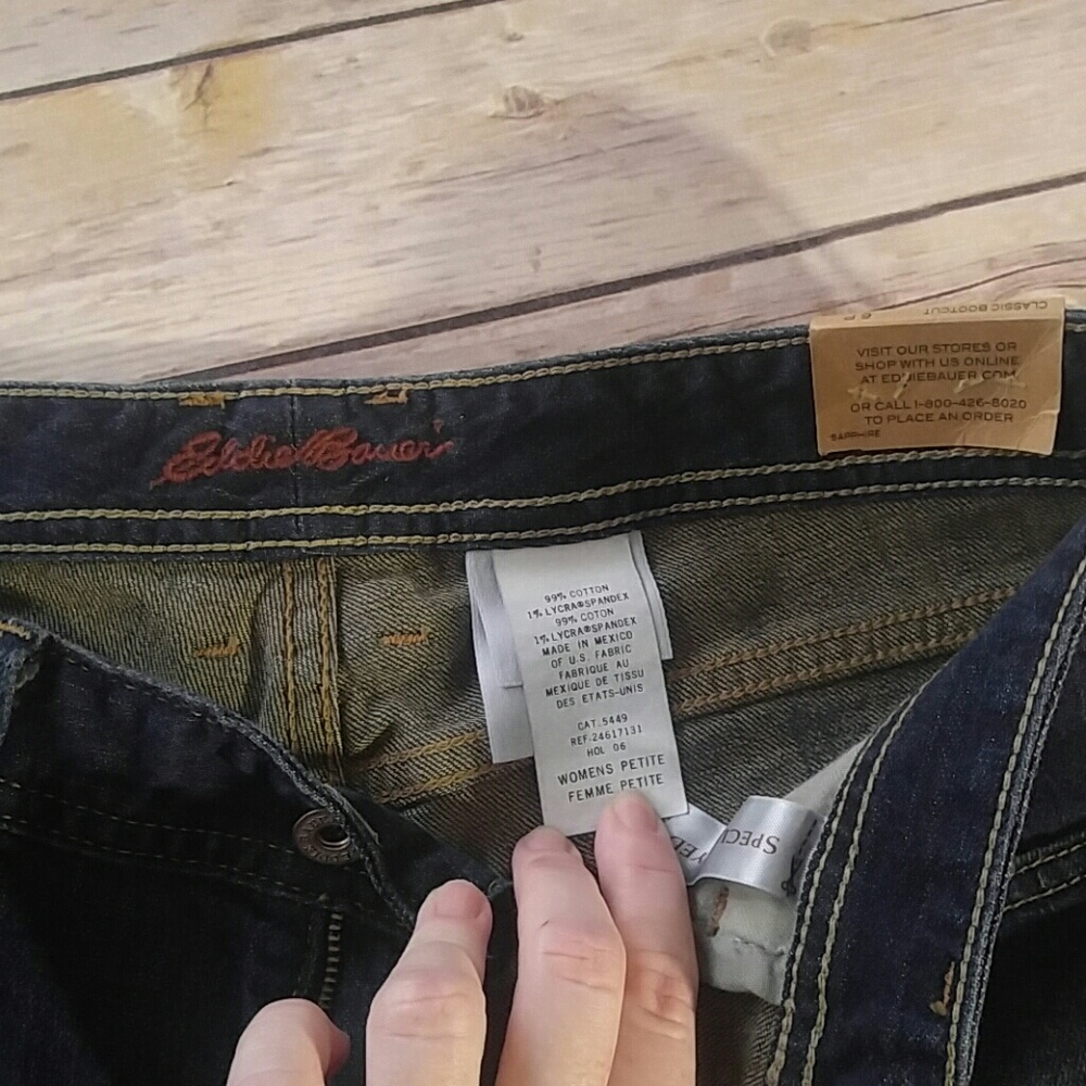 ⭐ 4/$20 Eddie Bauer classic bootcut jeans - Picture 3 of 8