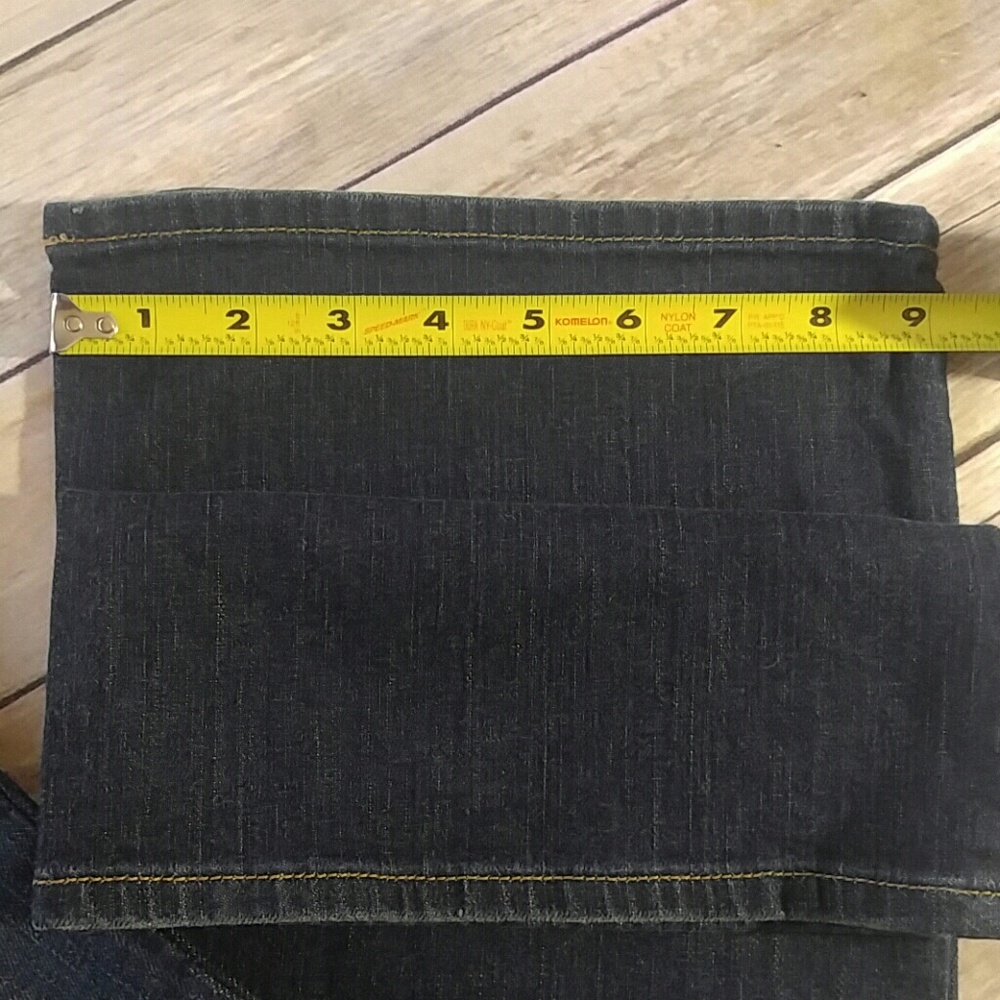 ⭐ 4/$20 Eddie Bauer classic bootcut jeans - Picture 7 of 8