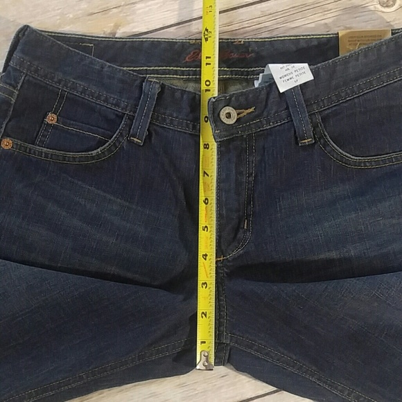 ⭐ 4/$20 Eddie Bauer classic bootcut jeans - Picture 4 of 8
