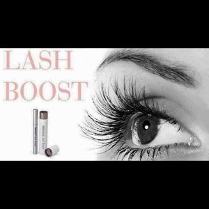 Rodan + Fields lash boost
