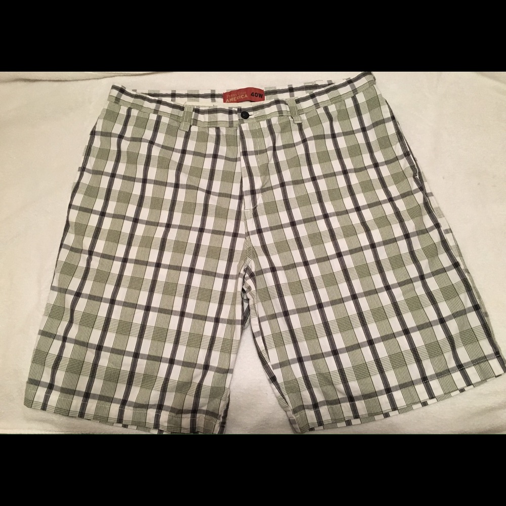 Perry Ellis sz 40 EUC cotton shorts