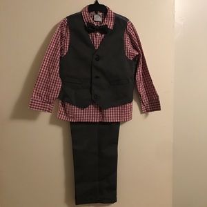 Perry Ellis Portfolio Boys Suit