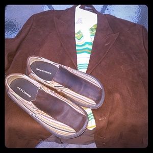 Skechers shoes