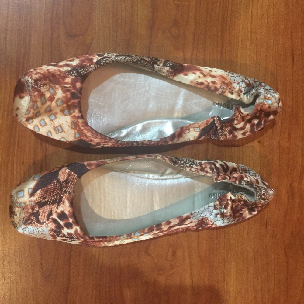 Multi color Flats