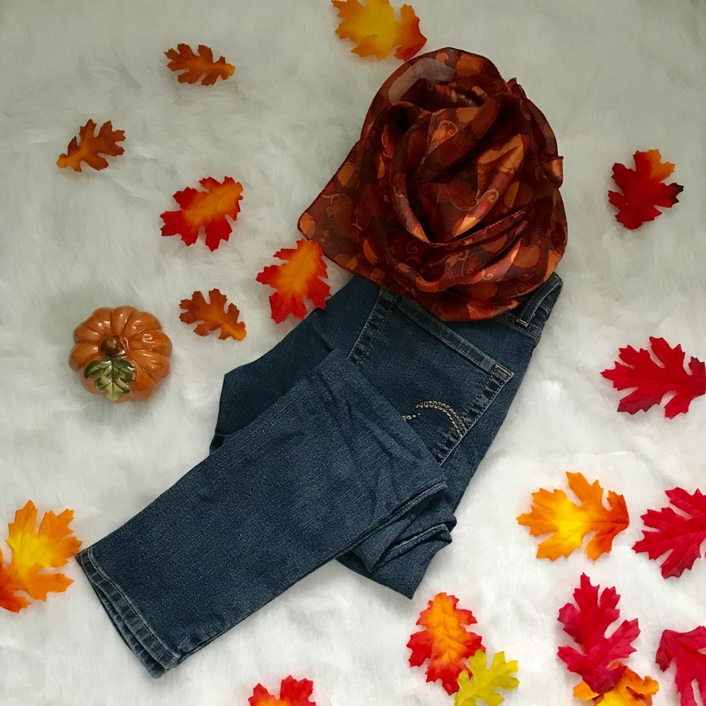 Signature Levi Skinny Jeans