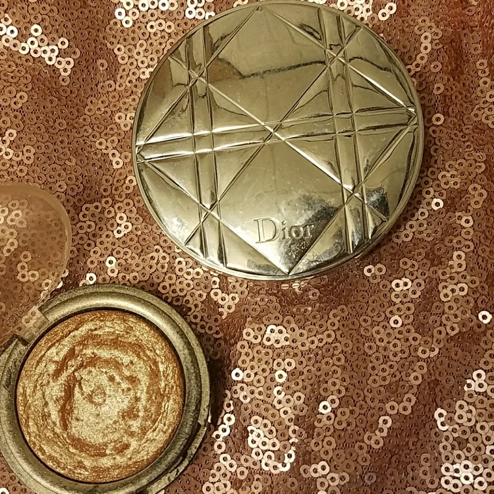 Dior highlighter