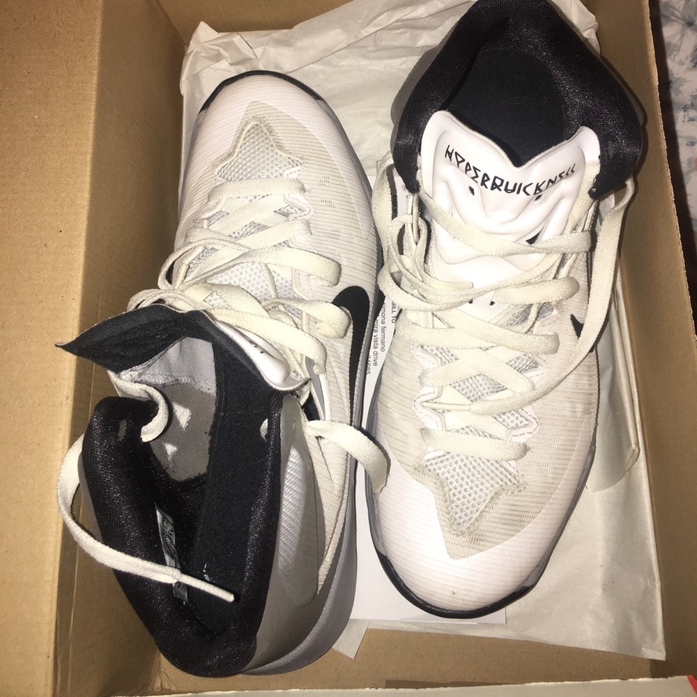 Hyper quickness Nike basketball shoes