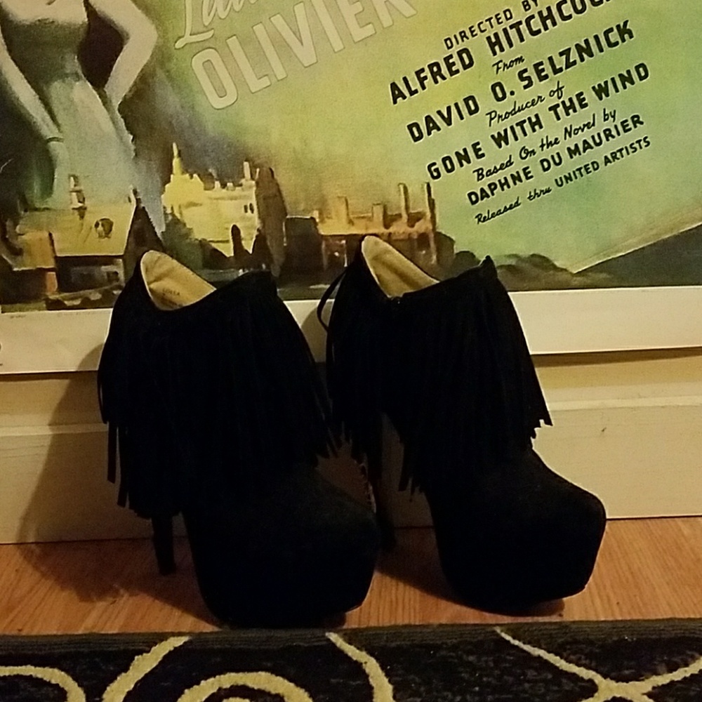 High Fashion Heeled Ankle Boots