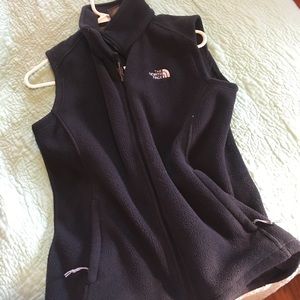 North face vest