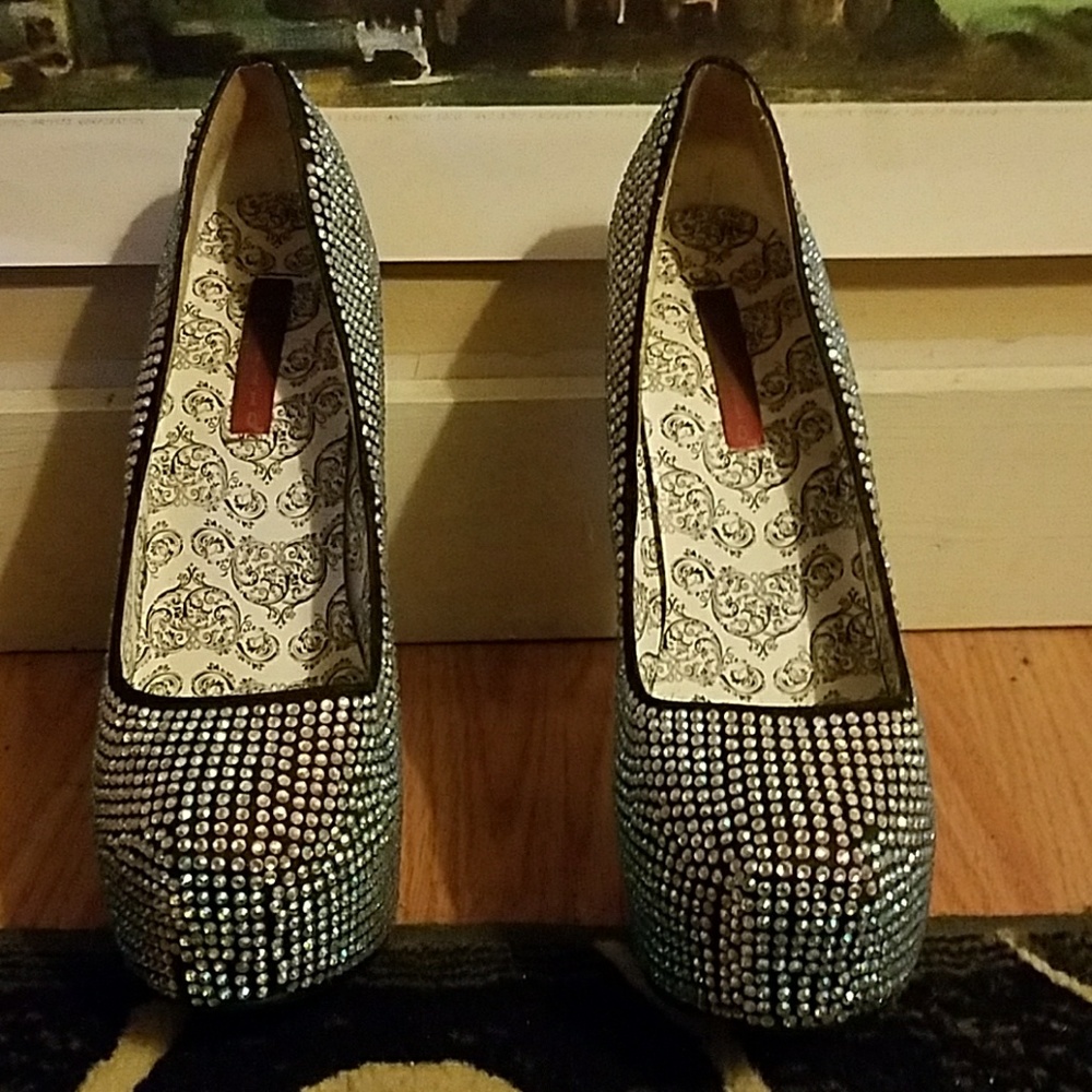 Irridescent Rhinestone High Heels!