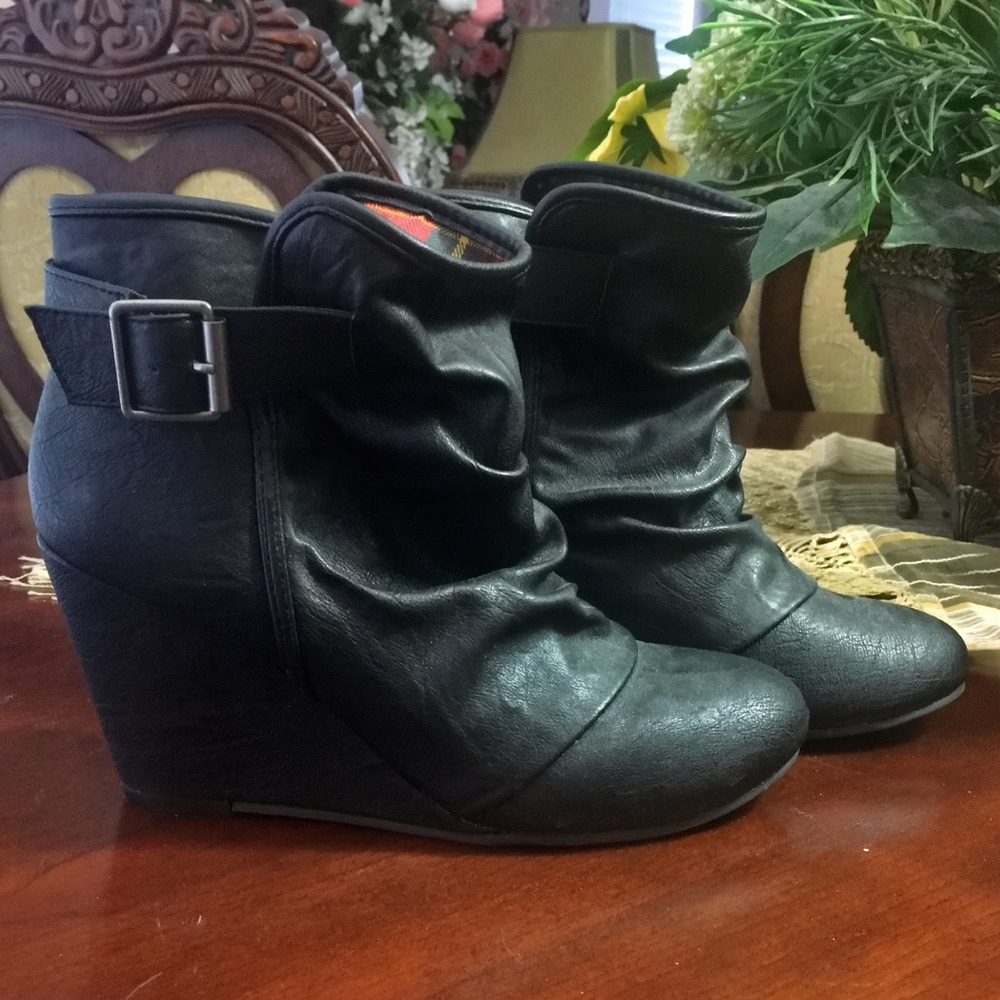 Madden Girl Black Leather Ankle Booties