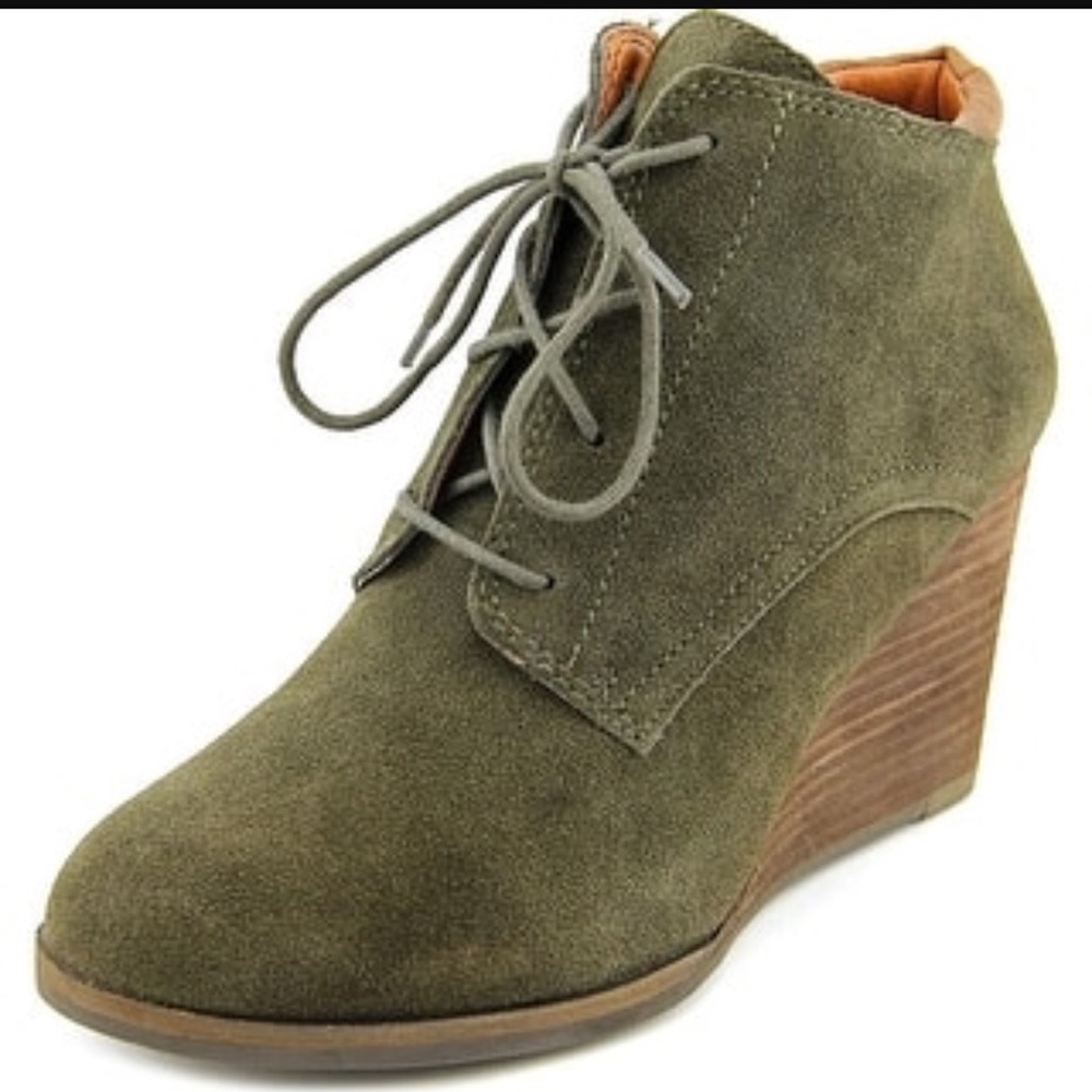 NWOT Lucky Brand Swayze Wedge Booties - Dark Green