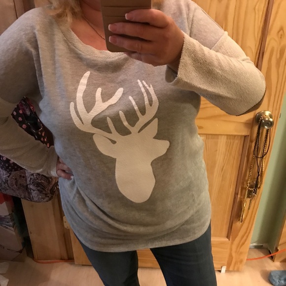 Plus Long Terry Top with Deer Head & Arm Patches - Picture 4 of 8