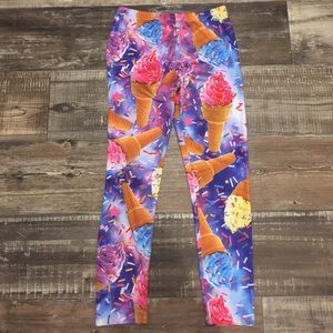 Super cute ice cream leggings!