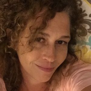 Meet your Posher, Alison