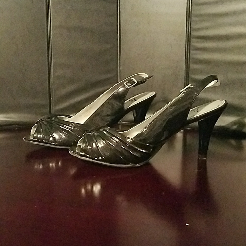 Blavk Lifestride Heels