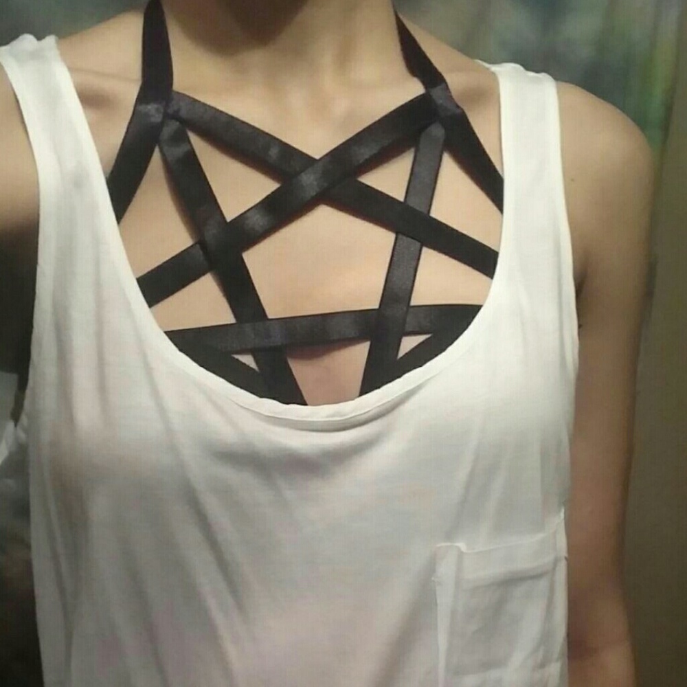 Pentagram Harness Bra - Picture 6 of 8