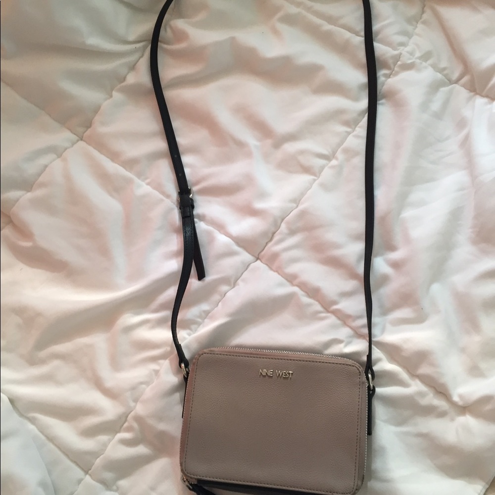 Nine West crossover bag