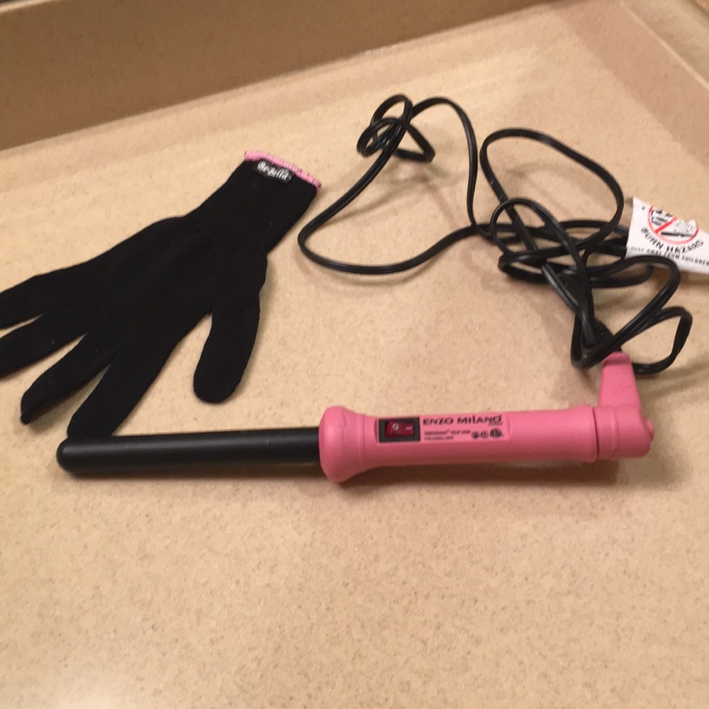 Curling wand by ENZO MILANO ✨