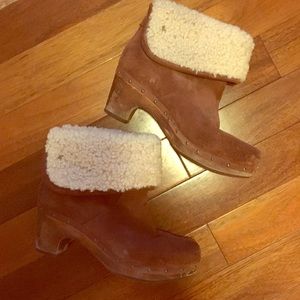 UGG clog boots