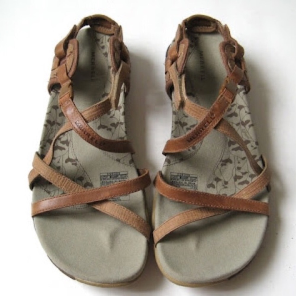 SUMMER SALE! Merrell San Remo Tan sandals size 7