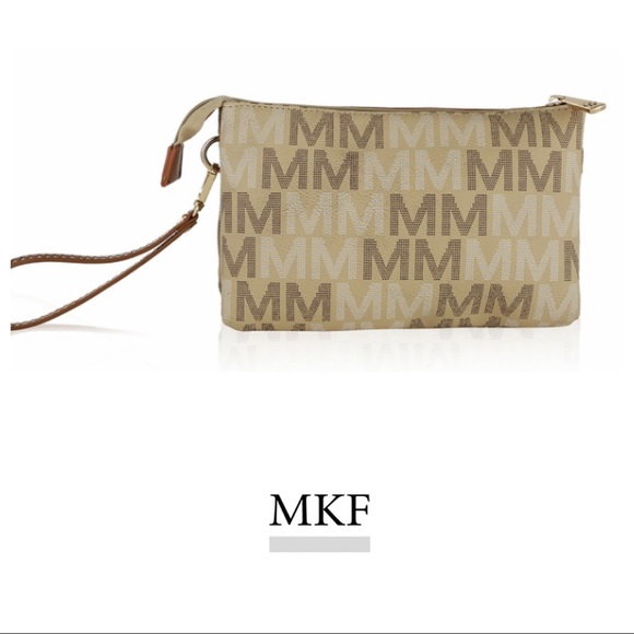 Crossbody/wristlet. MFK. New.🎈BOGO 🎈 - Picture 2 of 4