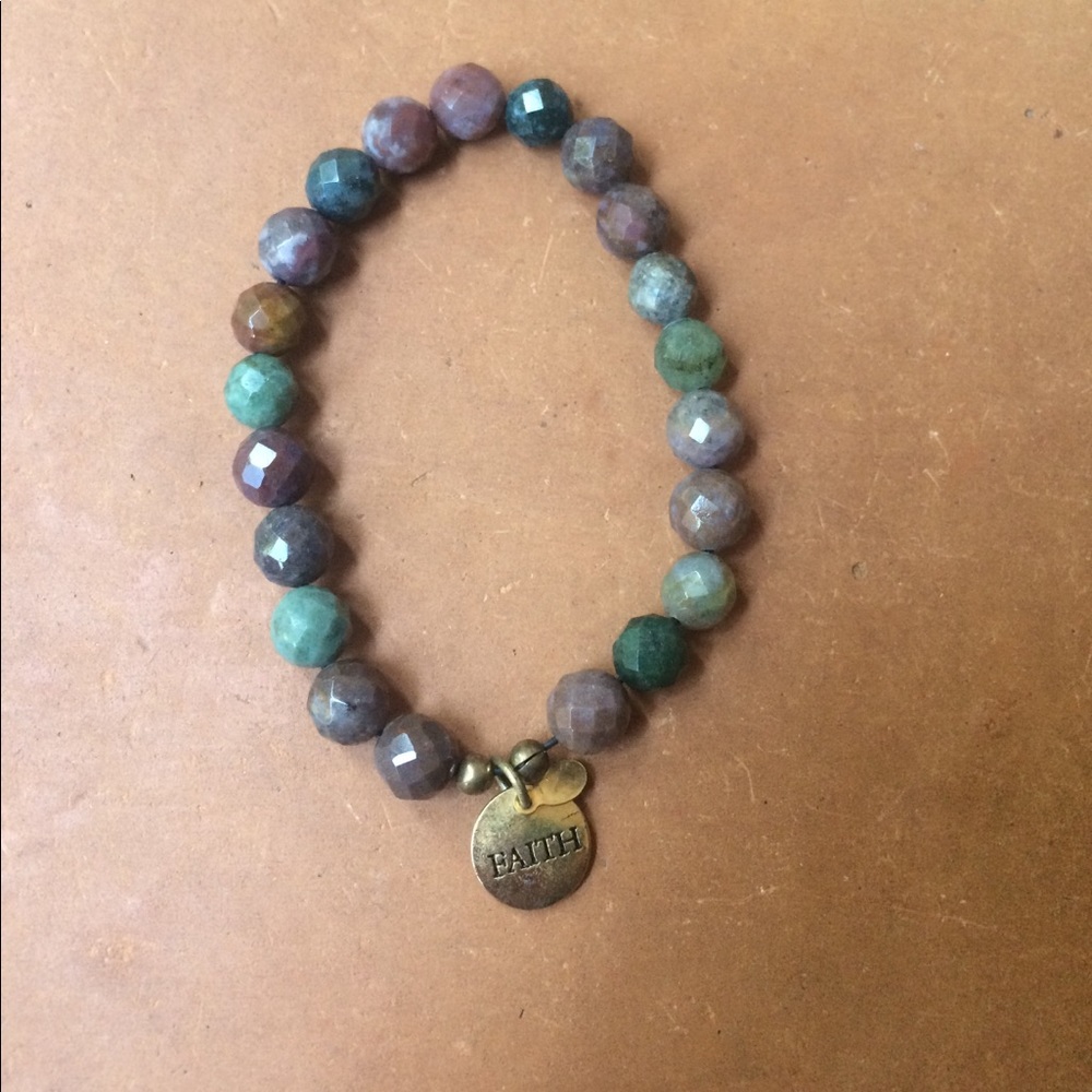 Beaded bracelet