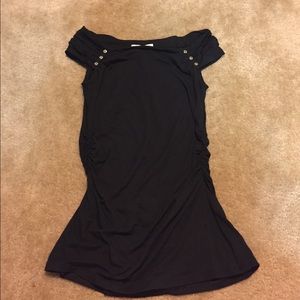 Super cute off the shoulder top!