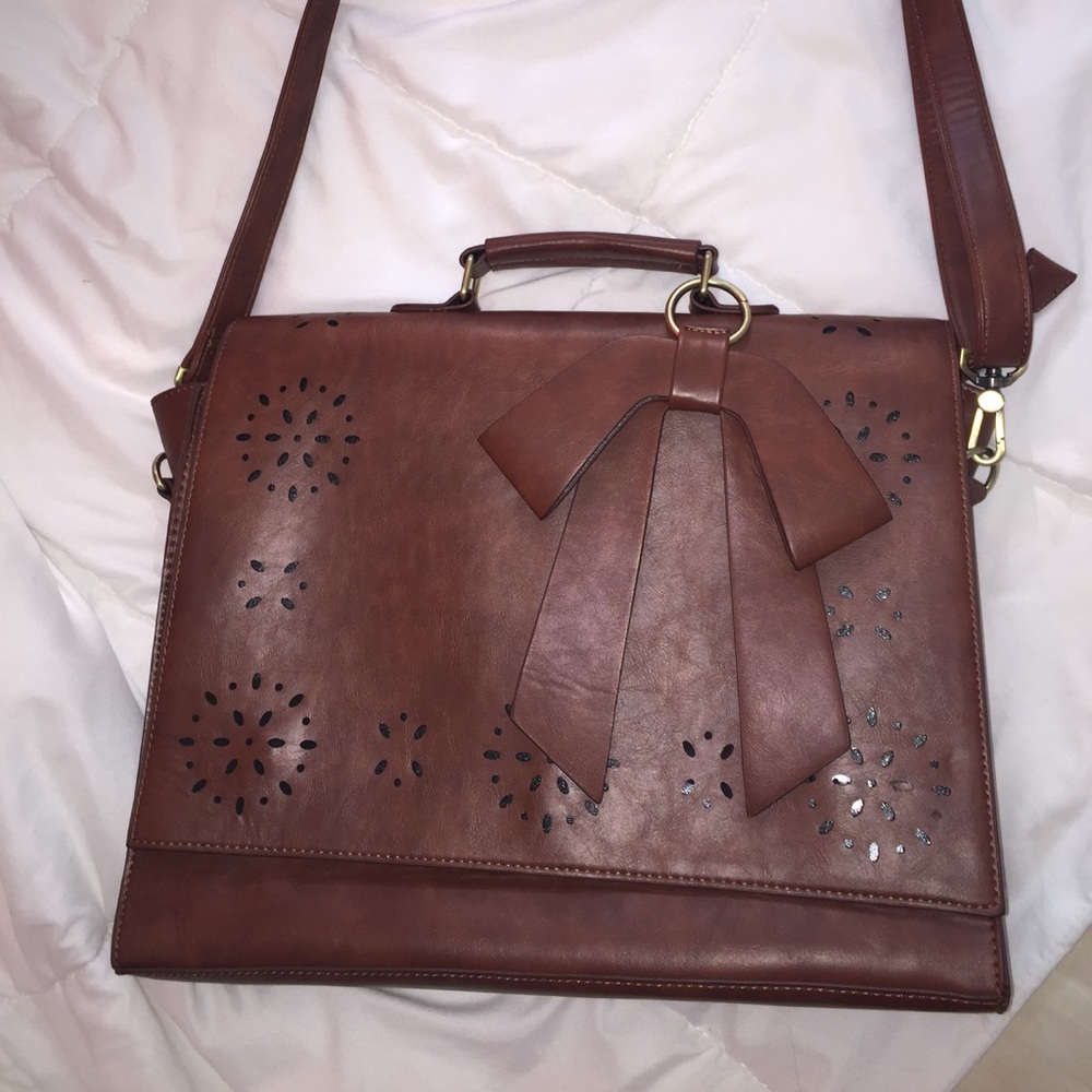 Faux leather computer case