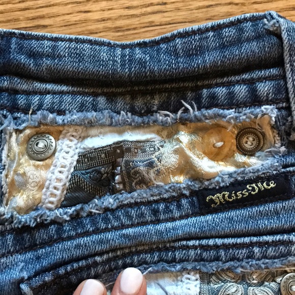 Jeans - Picture 4 of 6