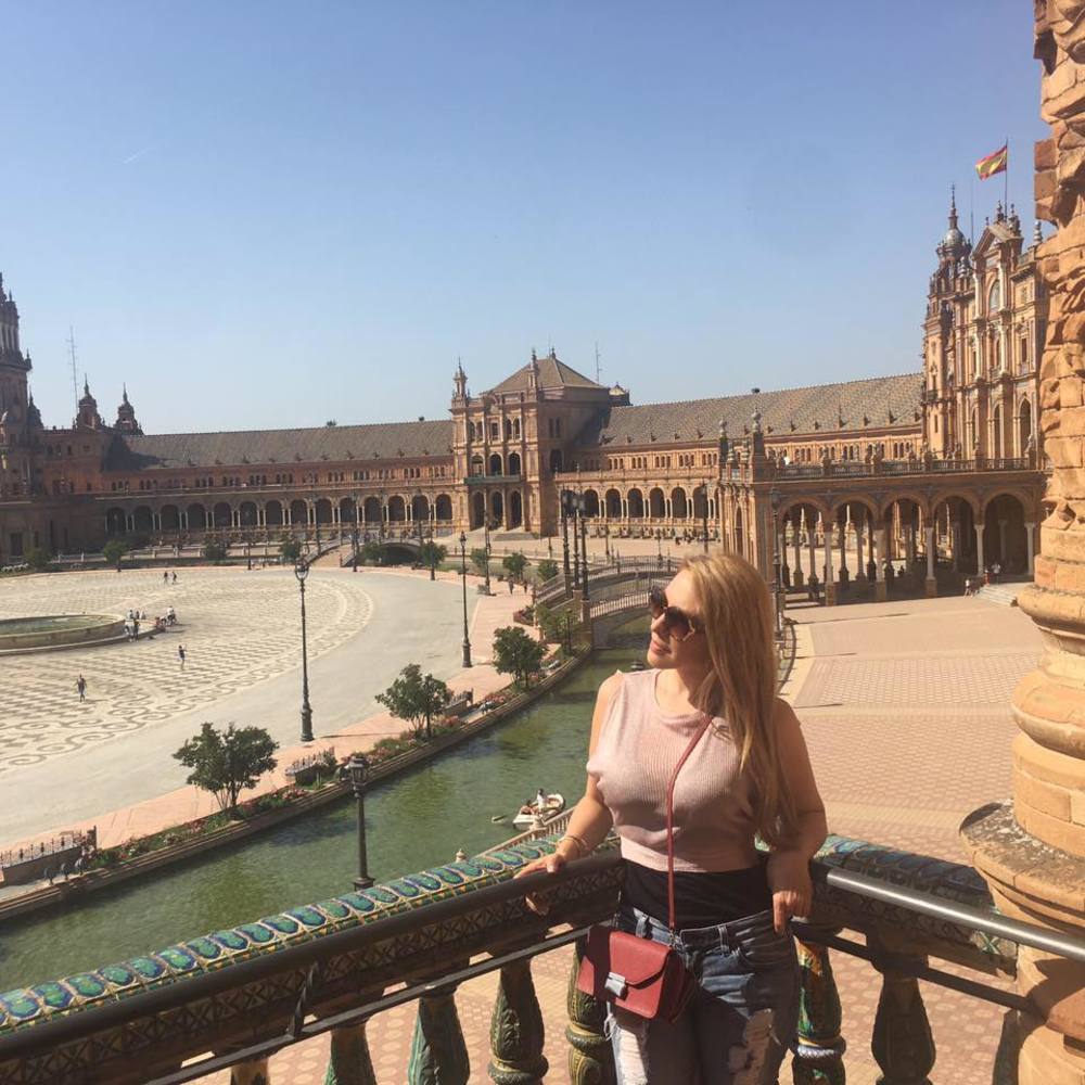 Meet your Posher, Paula