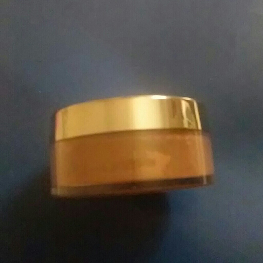 MaryKay Mineral Powder Foundation