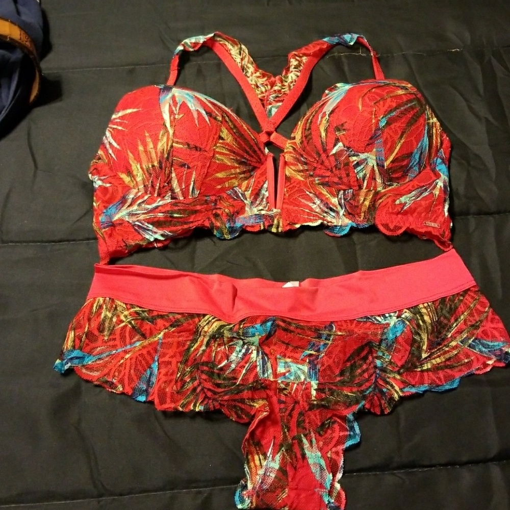 PINK brallette & panty set