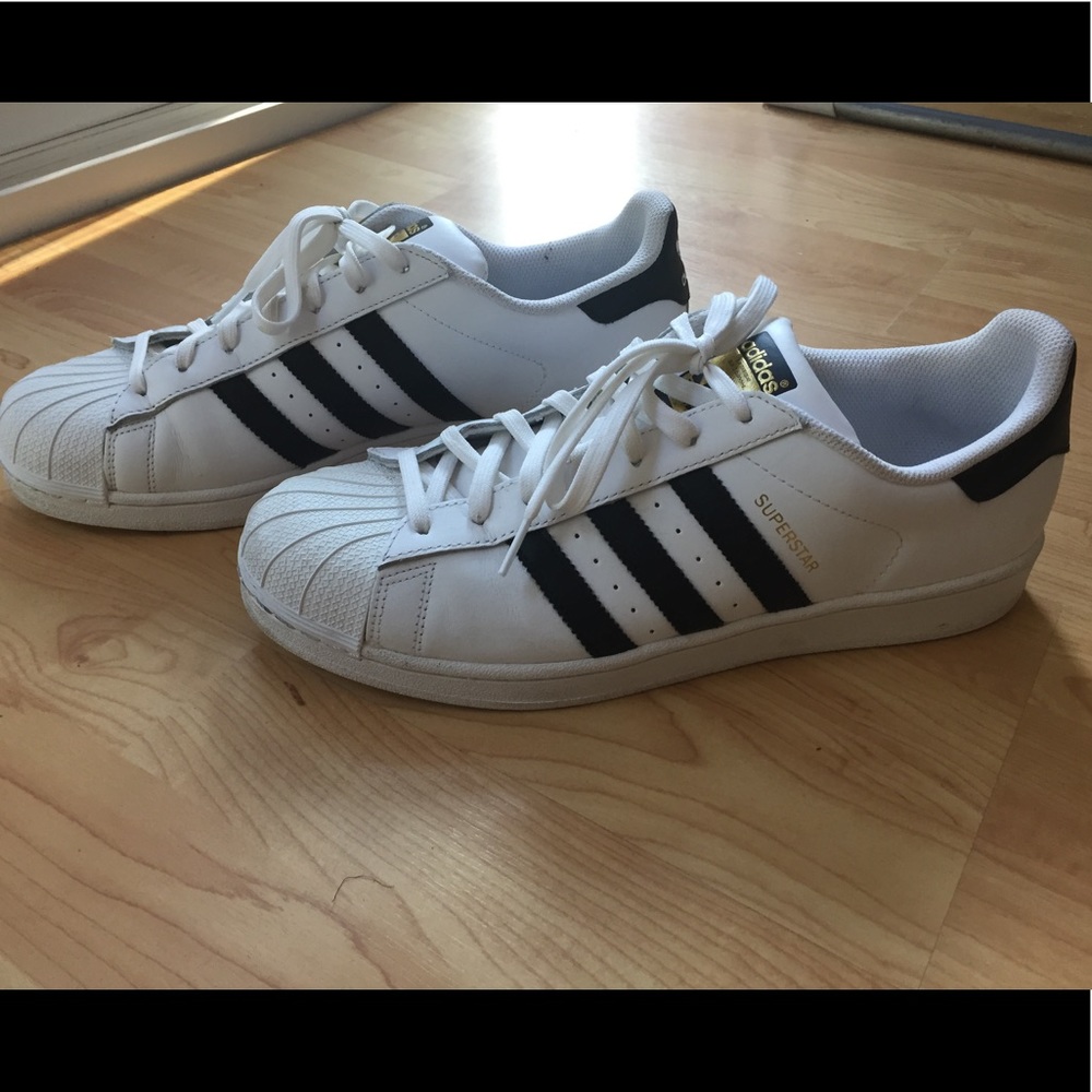 Mens Adidas Superstar size 11