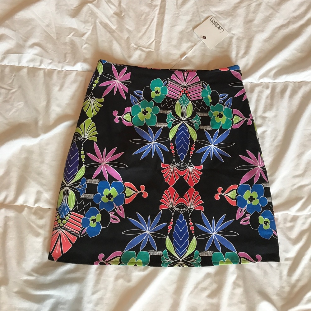 Multi colored Ladakh mini skirt sz small