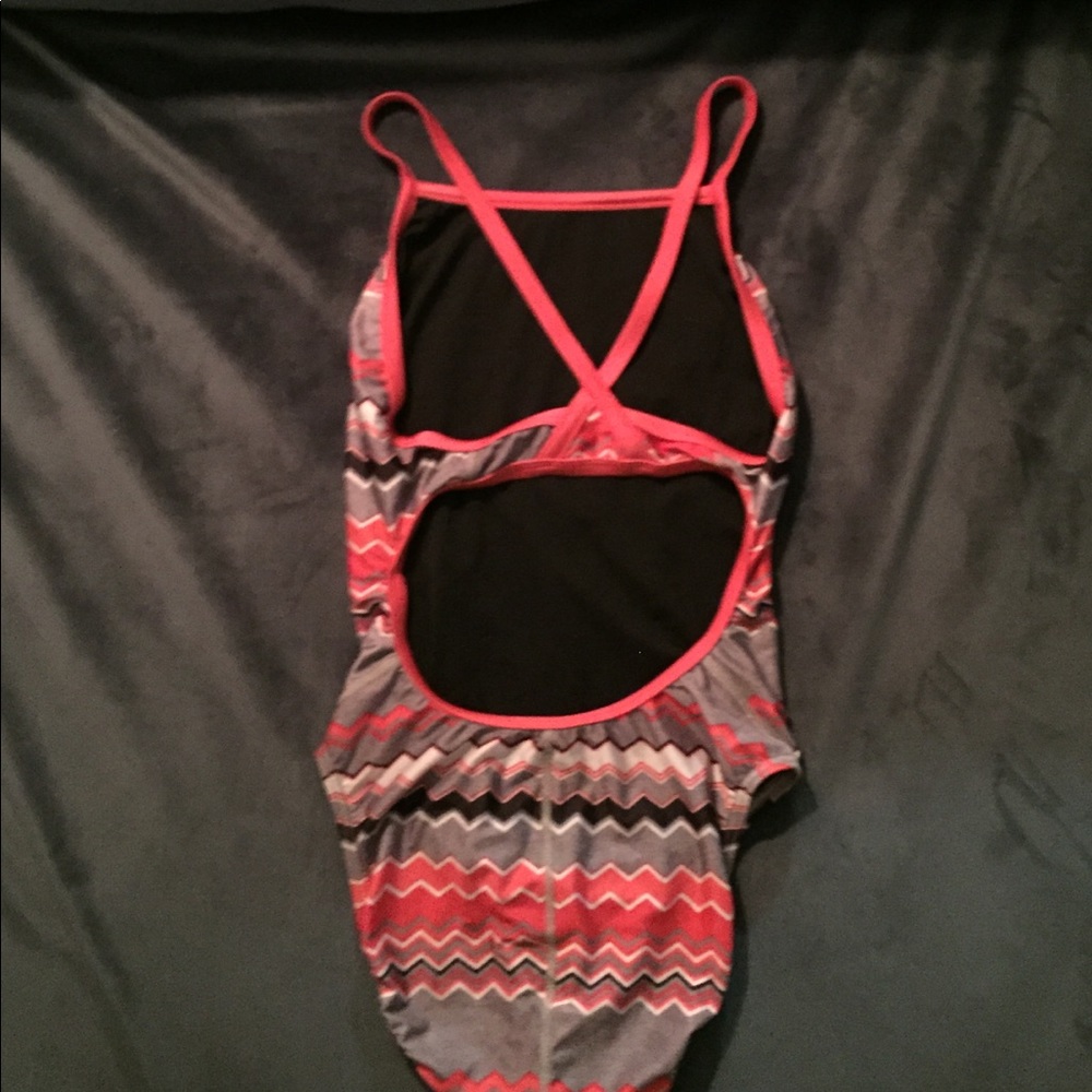 Patterned bathing suit - Picture 2 of 2