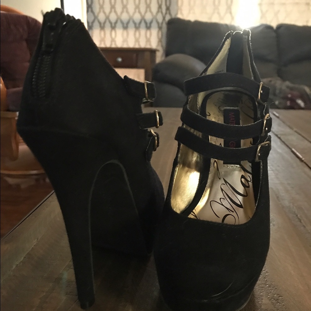 Heels size 5