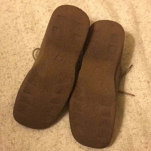 Square toe suede shoes in olive green - Picture 3 of 5