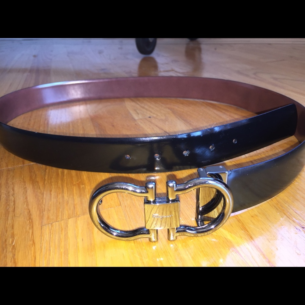Gorgeous reversible double sided ferraegamo belt