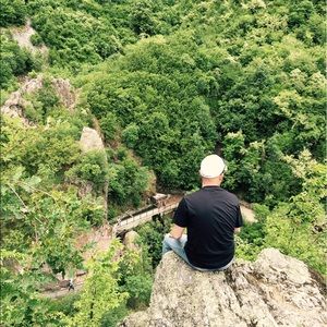 Meet your Posher, Dustin