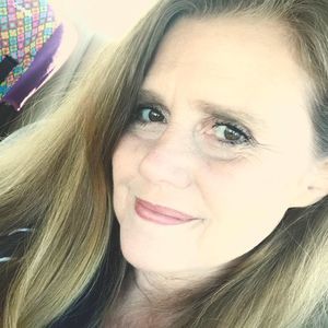 Meet your Posher, Christy