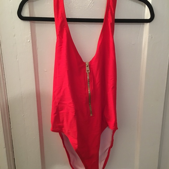 Never worn - 🔥🔥 red ASOS one-piece swimsuit! - Picture 3 of 4