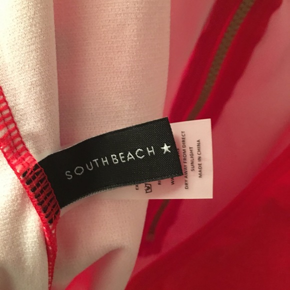 Never worn - 🔥🔥 red ASOS one-piece swimsuit! - Picture 4 of 4