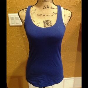 Under Armour size medium padded sports tank