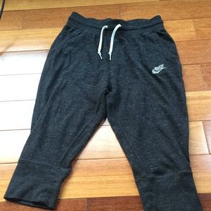 nike capri sweatpants
